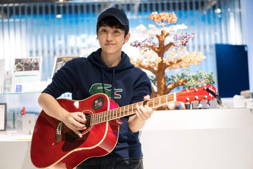 狗毛羅啟聰涉毒被捕