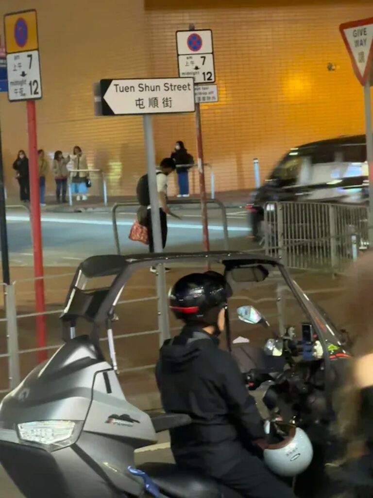 屯門市廣場開槍案