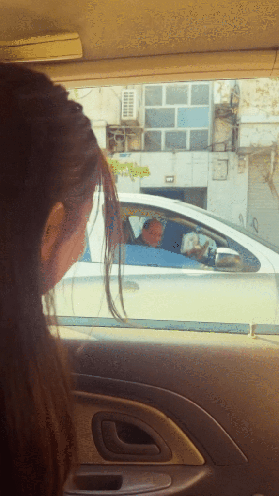 “香港女子伊朗旅遊報平安”