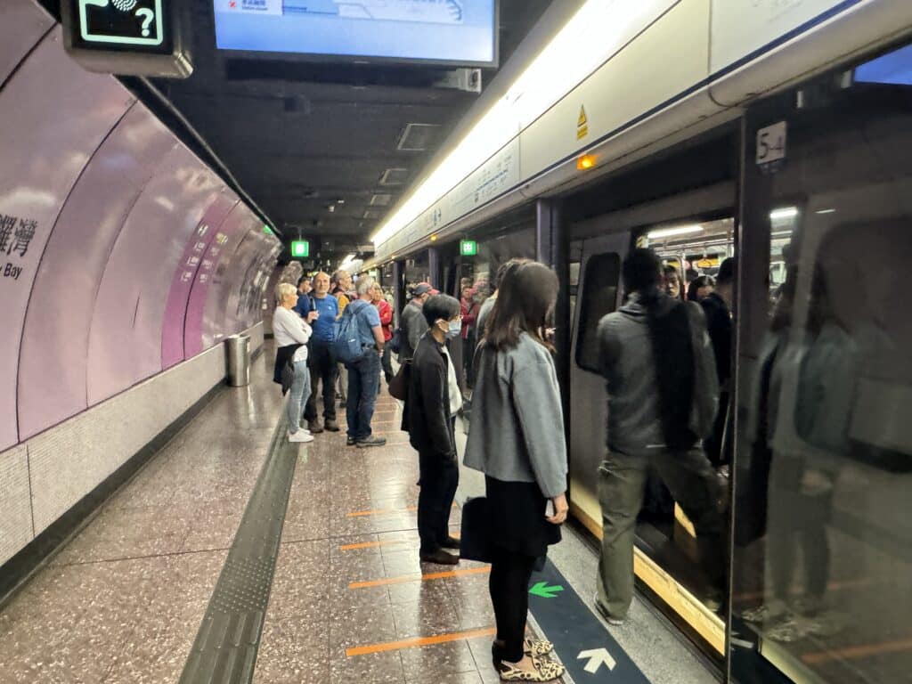 港鐵延誤替代路線